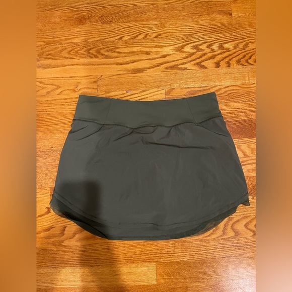 Calia by Carrie Underwood tulip hem tennis skort Size Large - Picture 4 of 7
